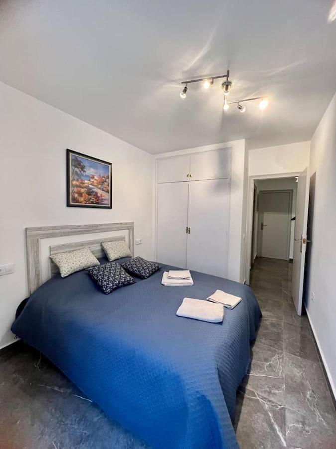 Amplio Apartamento Tranquilo Cerca De La Playa Ρόζες Εξωτερικό φωτογραφία